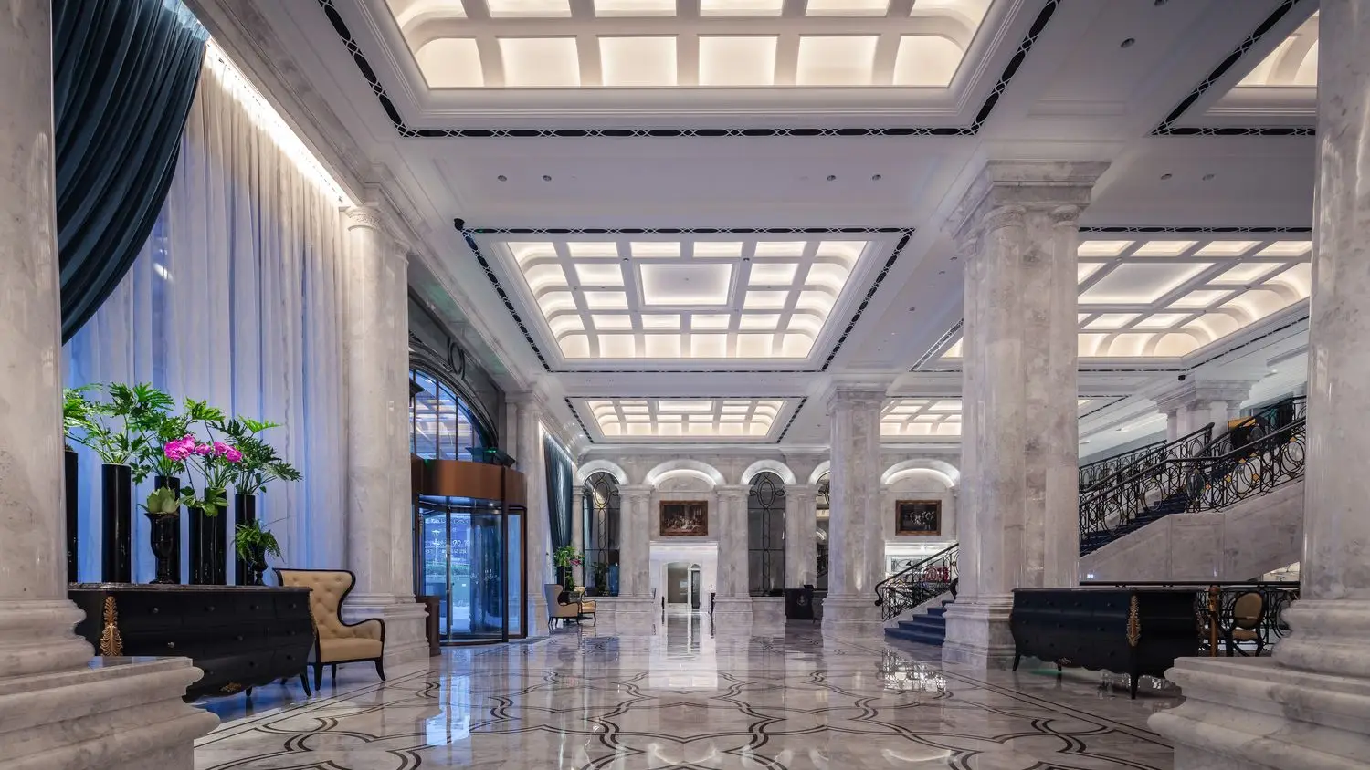 Hotelska avla